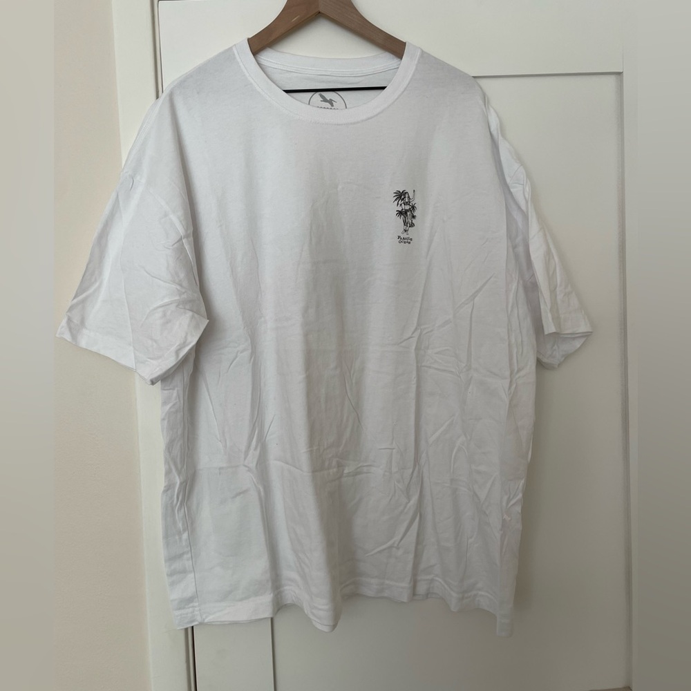 Fragile Ocean Aloha Graphic T-Shirt